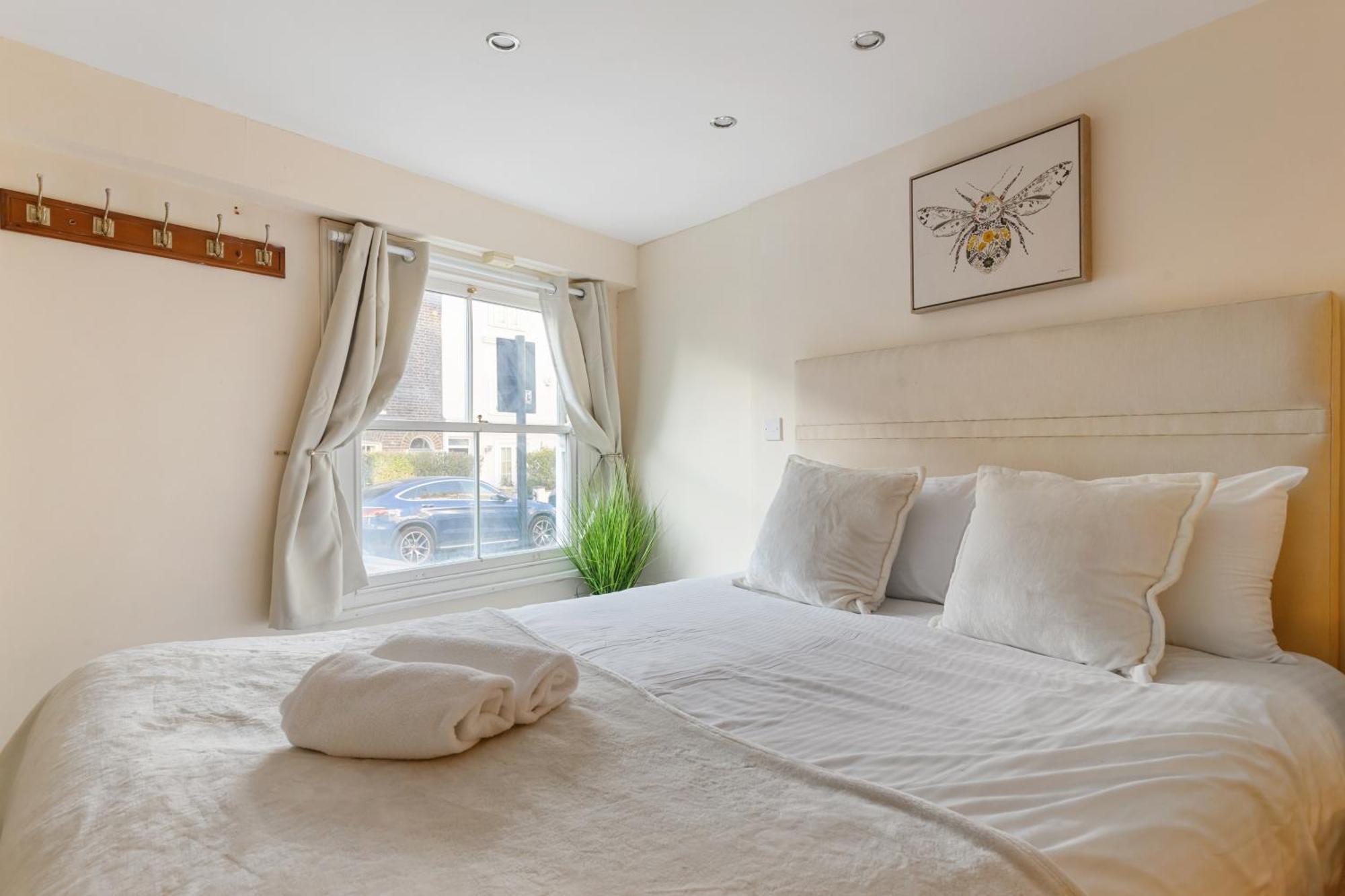 4 Bedroom House In Kensington * Londres