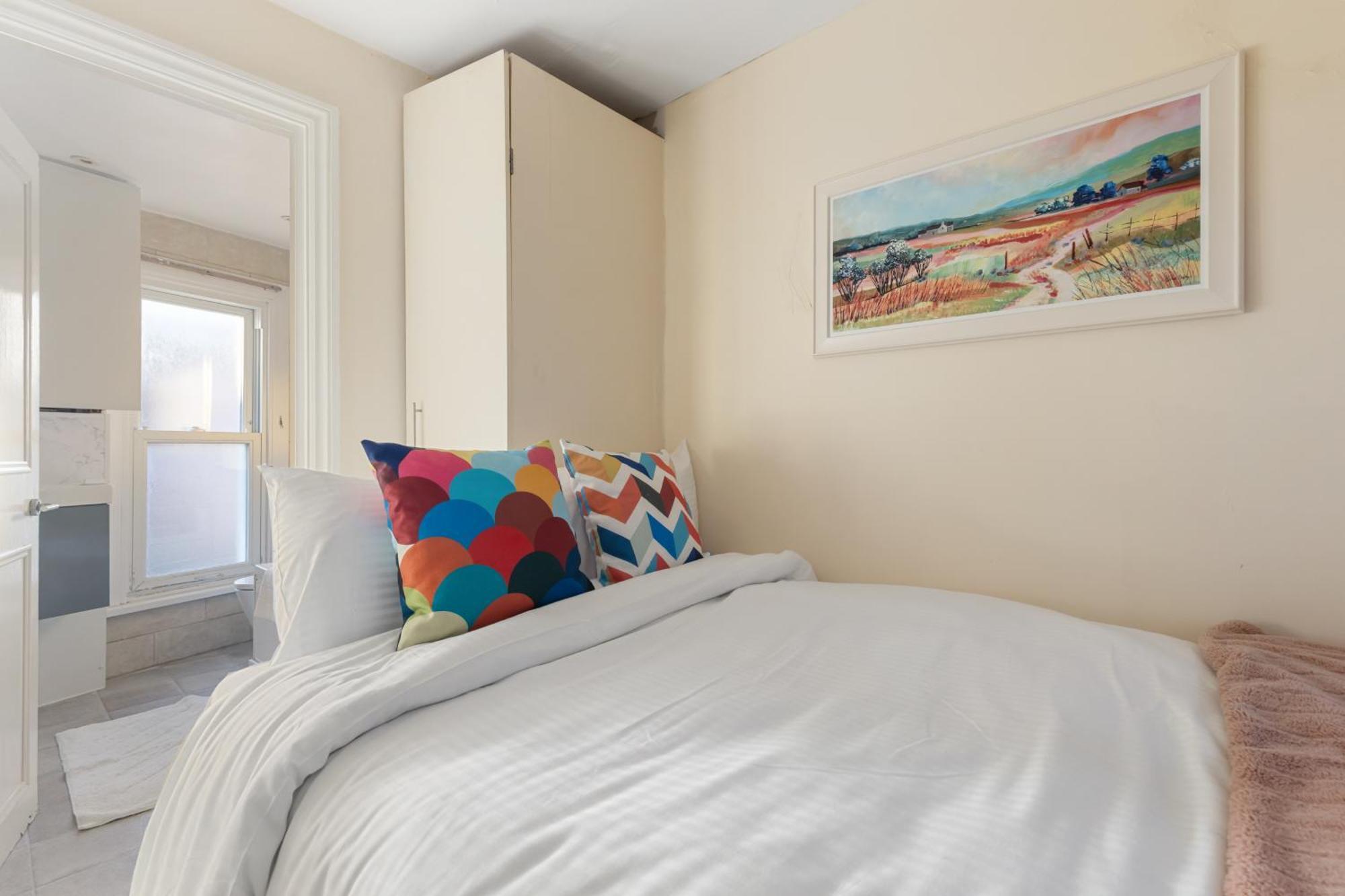 4 Bedroom House In Kensington