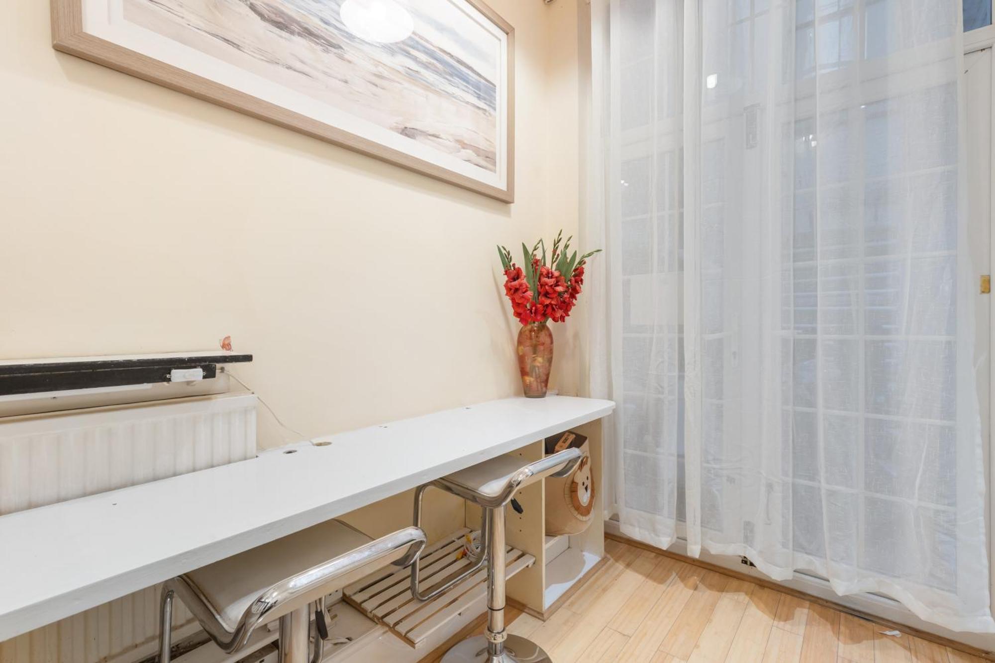 4 Bedroom House In Kensington Londres